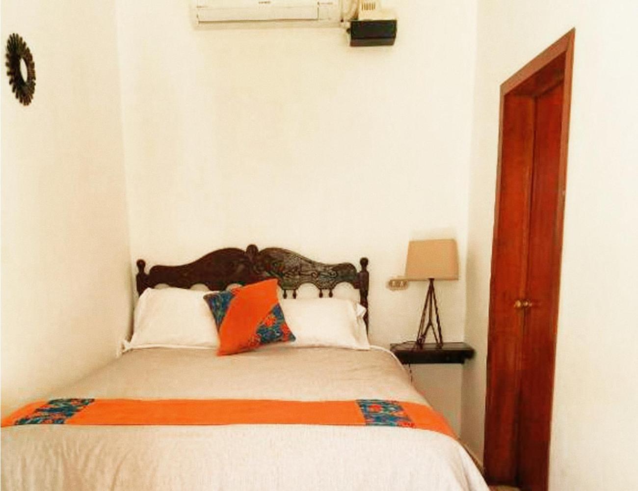 Hostal Las Puertas Σάντα Άνα Δωμάτιο φωτογραφία